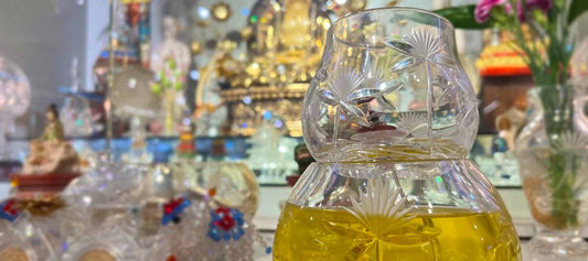 Should you light a Candle or an Oil Lamp on your Altar?