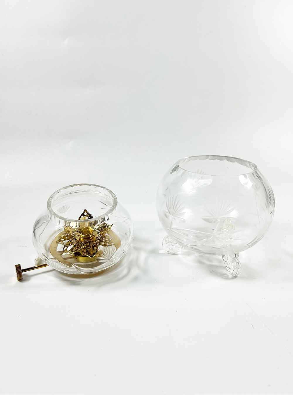 Carved Lotus Design with Metal Lotus Petals Oil Lamp
