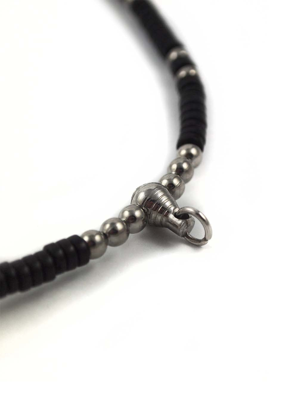 Coconut Shell One Hook Amulet Necklace with Silver Beads (57cm)