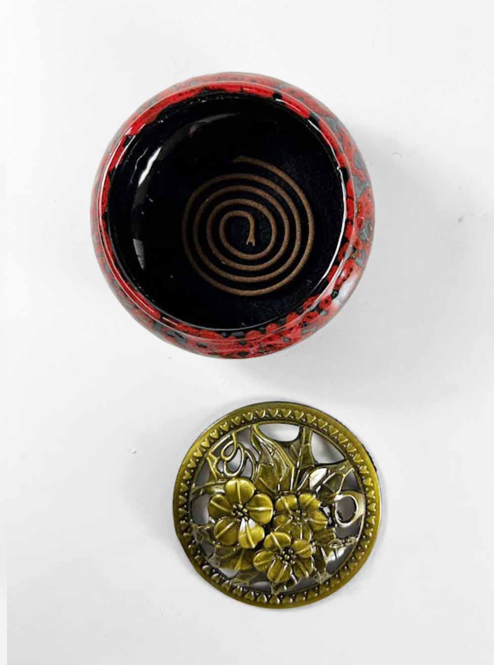 Red Black Ceramic Incense Burner with Lid