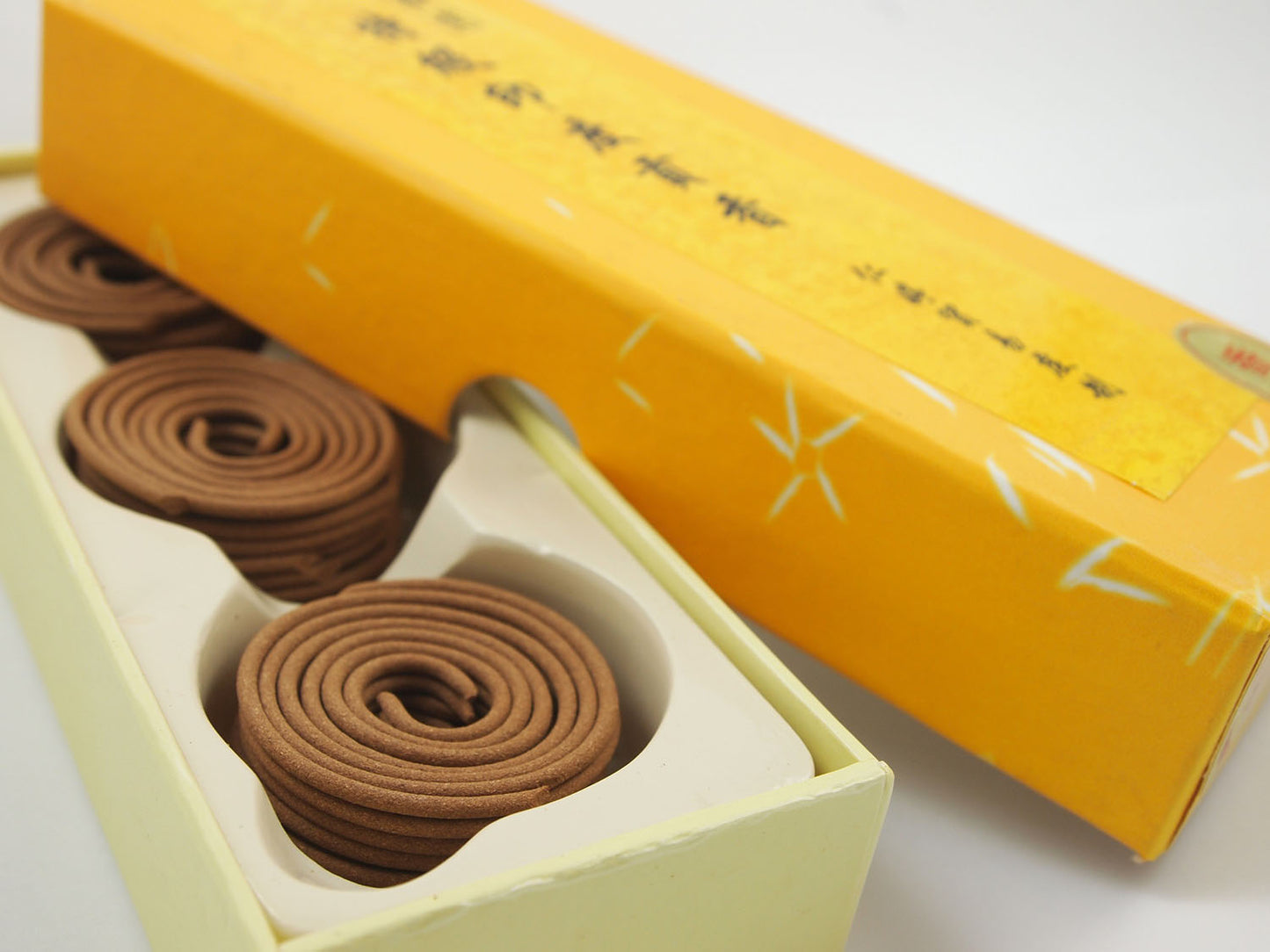 Ren Ting Premium India Sandalwood Incense Coils (1hr)