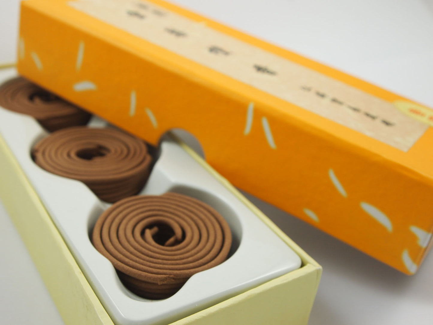 Ren Ting Australian Sandalwood Incense Coils (1hr)