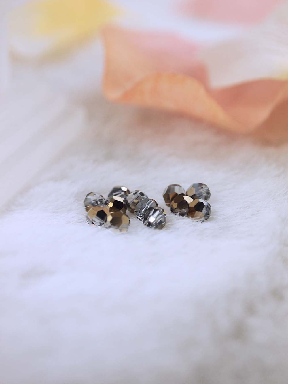 Swarovski Beads 5000 - 4MM - 12pc - Crystal-Dorado