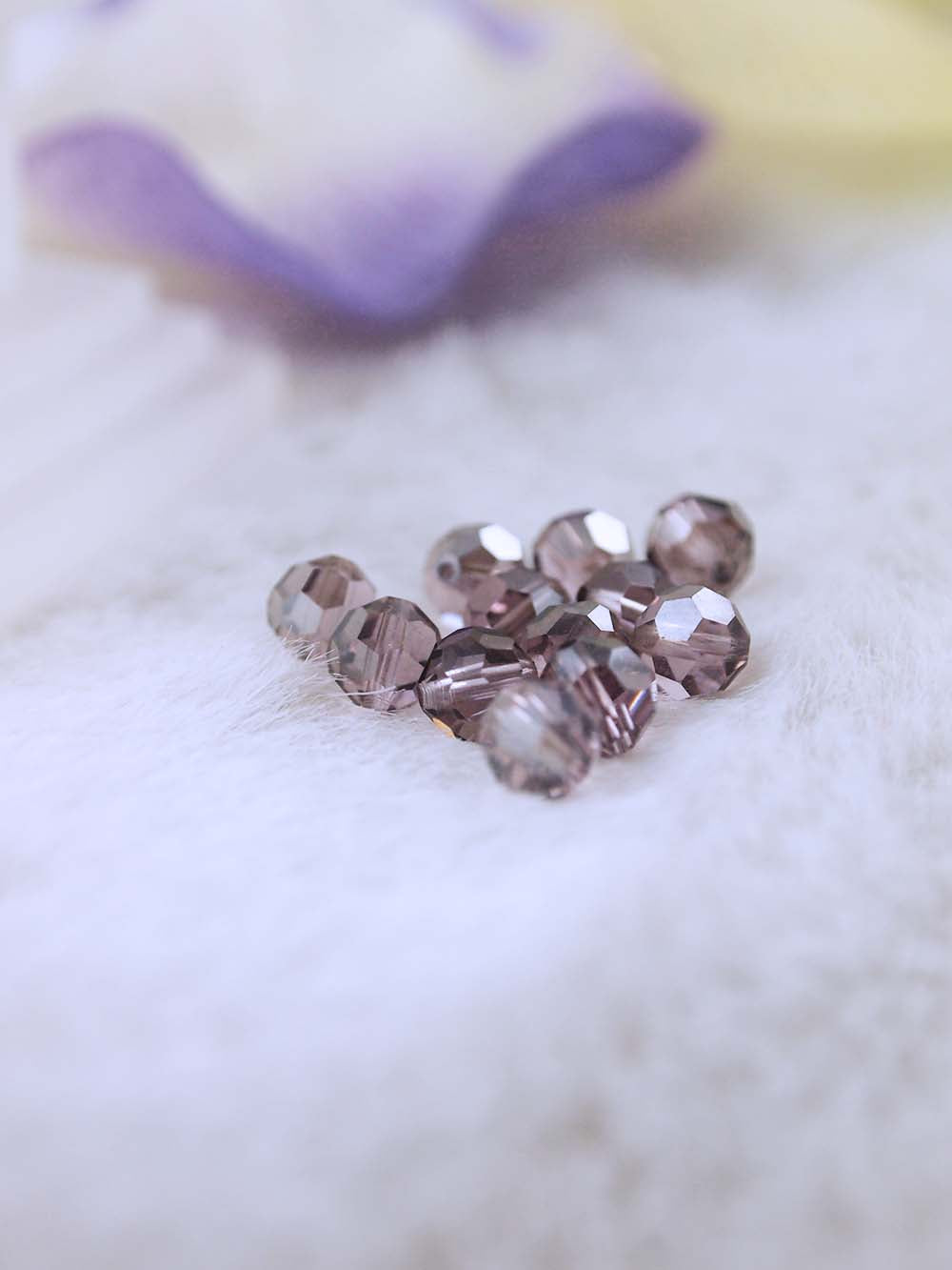 Swarovski Beads 5000 - 6mm - 12pc - Light-Amethyst-Satin