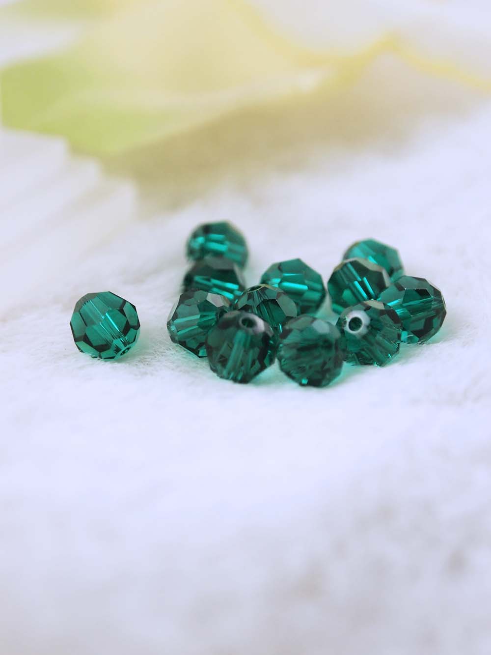 Swarovski Beads 5000 - 7mm - 12pc - Emerald