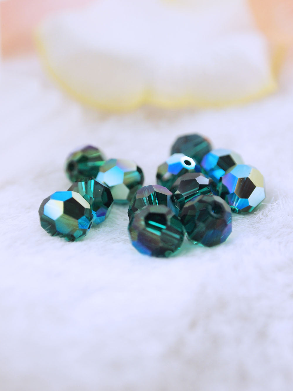 Swarovski Beads 5000 - 8mm - 12pc - Emerald-AB