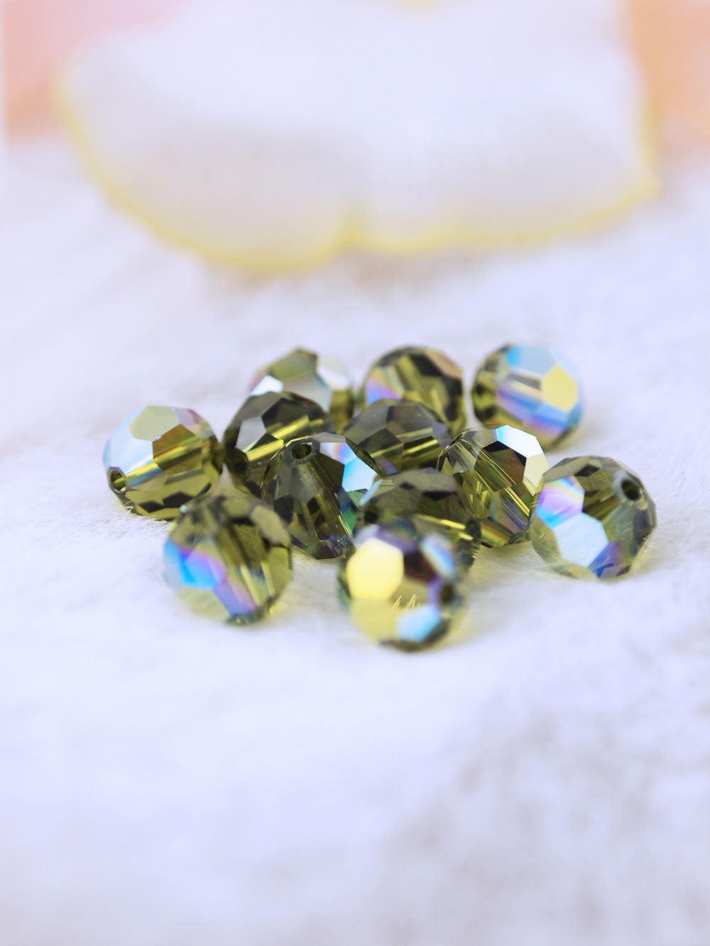 Swarovski Beads 5000 - 8mm - 12pc - Olivine-AB