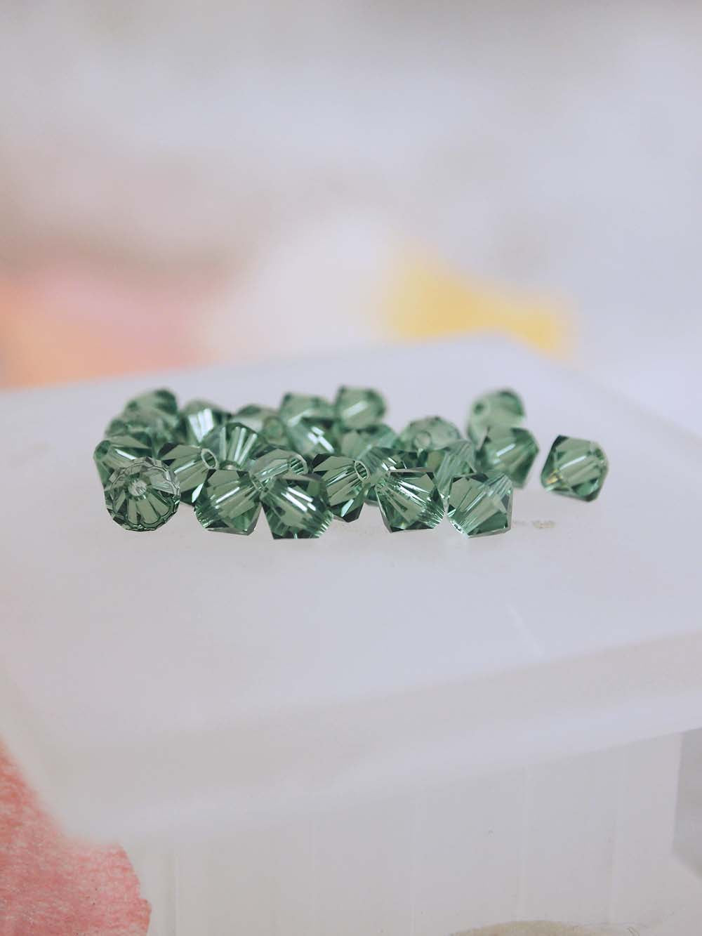 Swarovski Beads 5301 - 5mm - 24pc - Erinite