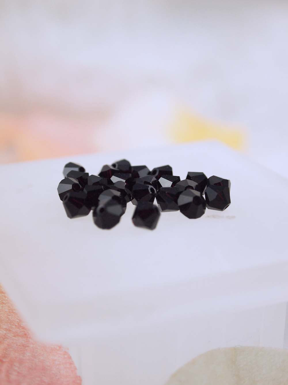 Swarovski Beads 5301 - 5mm - 24pc - Garnet