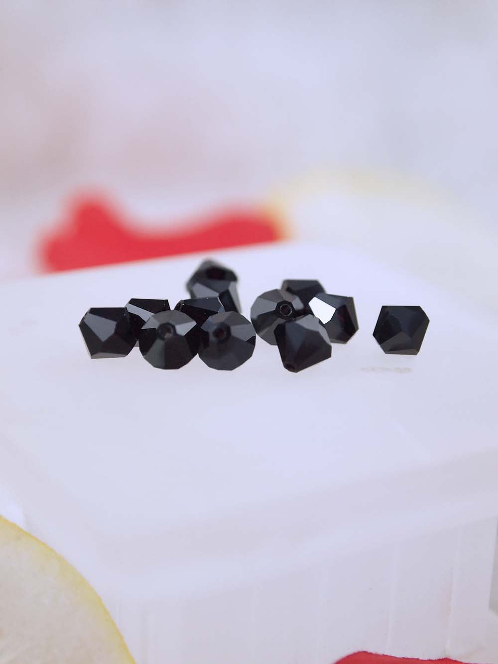 Swarovski Beads 5301 - 6mm - 12pc - Garnet Satin