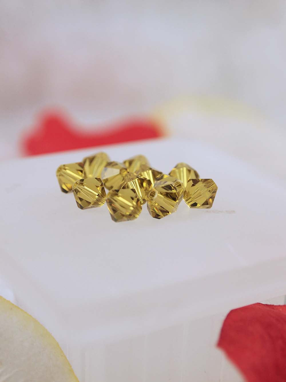 Swarovski Beads 5301 - 6mm - 12pc - Lime