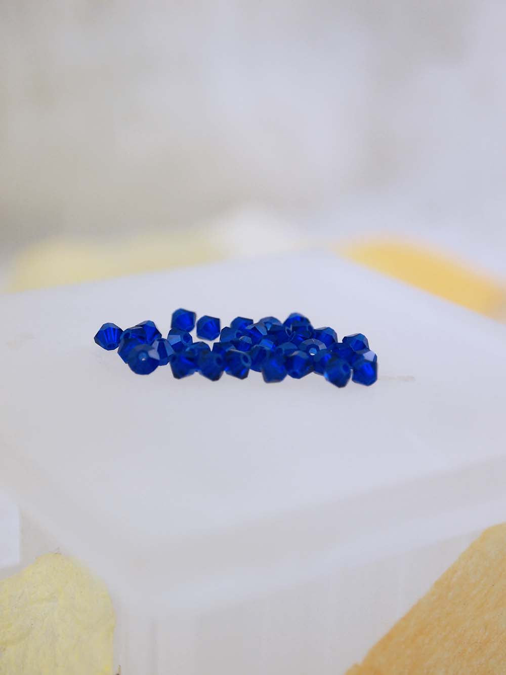 Swarovski Beads 5328 - 3mm - 36pc - Cobalt