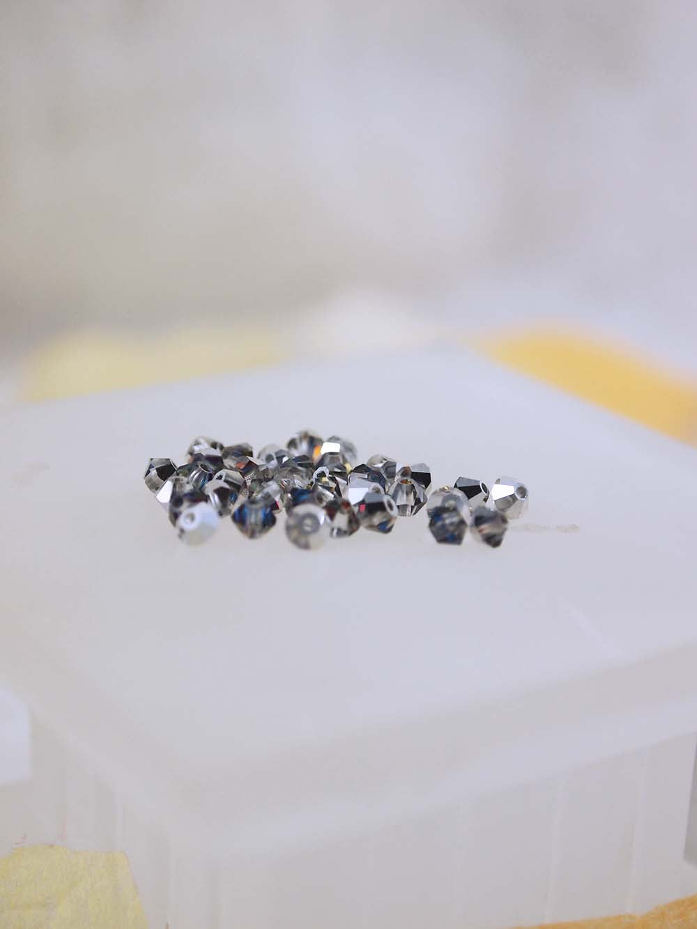 Swarovski Beads 5328 - 3mm - 36pc - Crystal Meterlic Blue