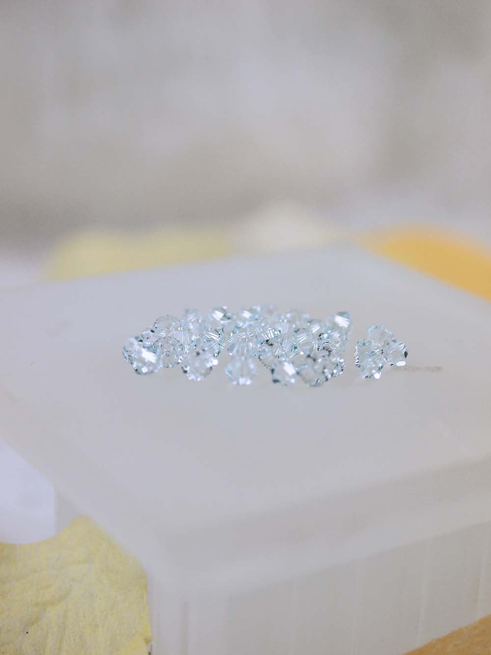 Swarovski Beads 5328 - 3mm - 36pc - Light Azore