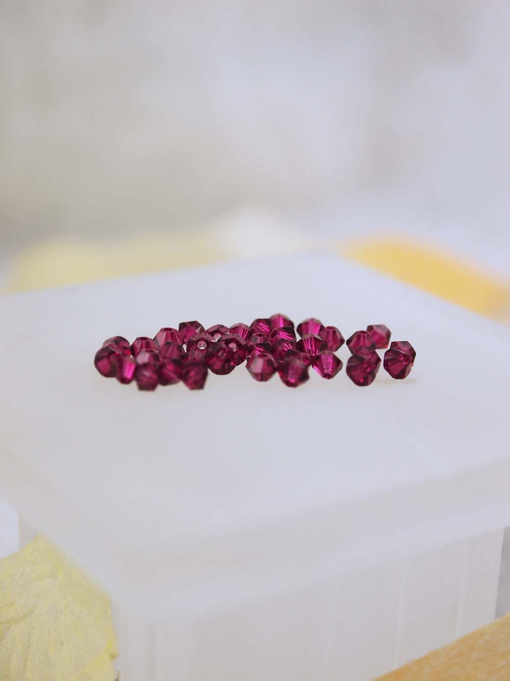 Swarovski Beads 5328 - 3mm - 36pc - Ruby
