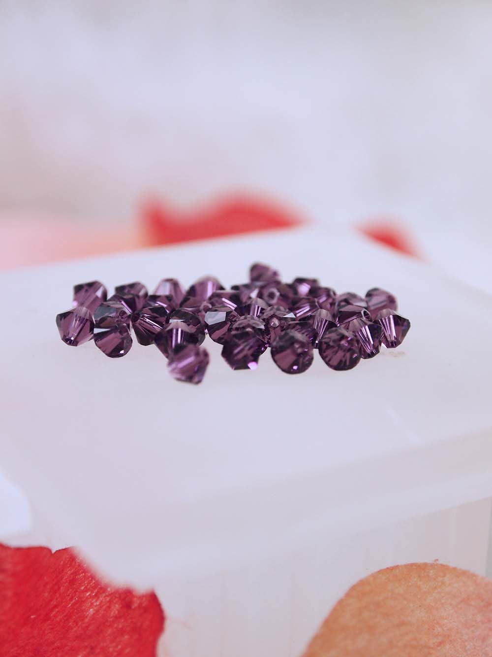 Swarovski Beads 5328 - 4mm - 36pc - Amethyst