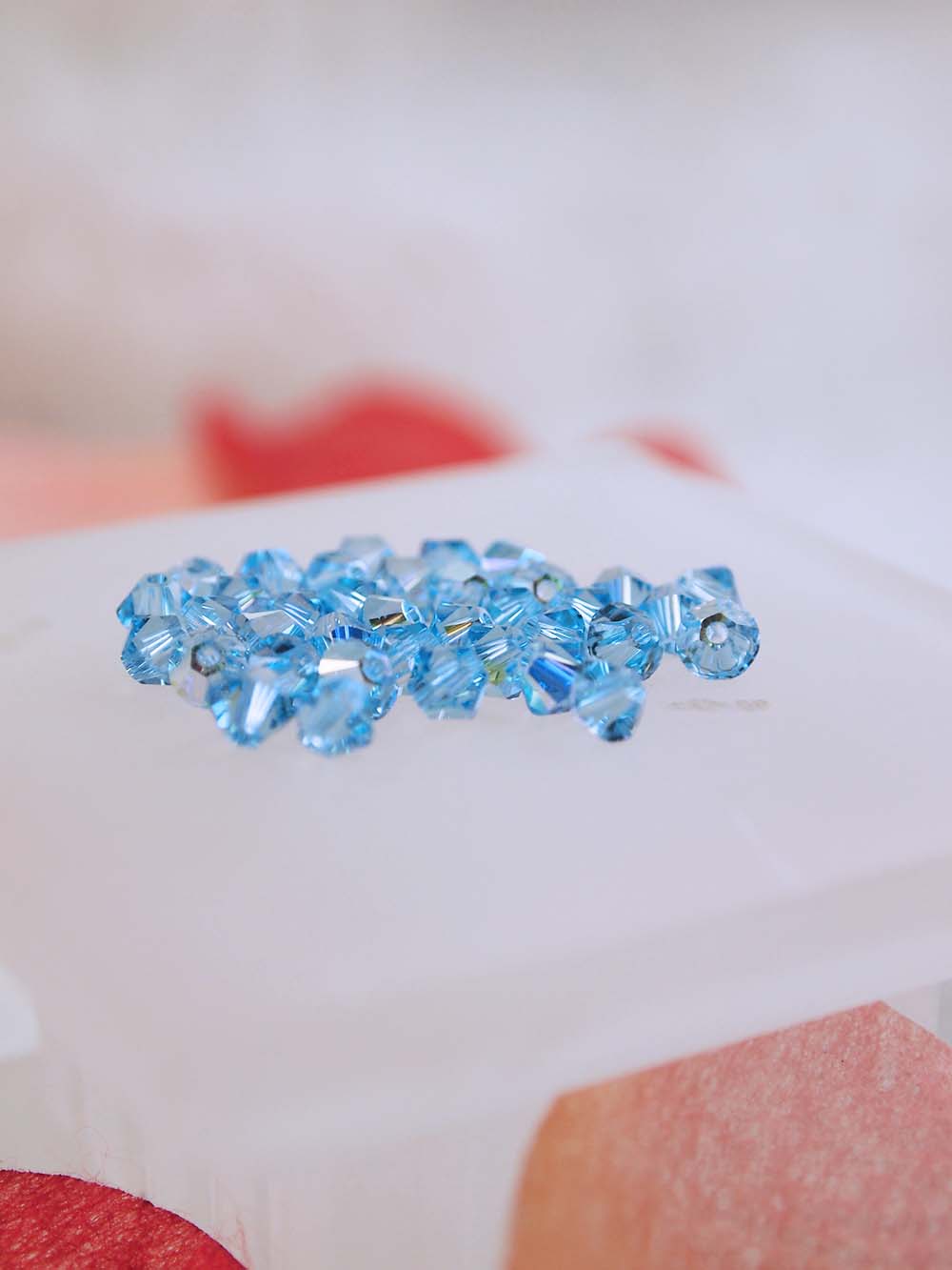 Swarovski Beads 5328 - 4mm - 36pc - Aquamarine AB