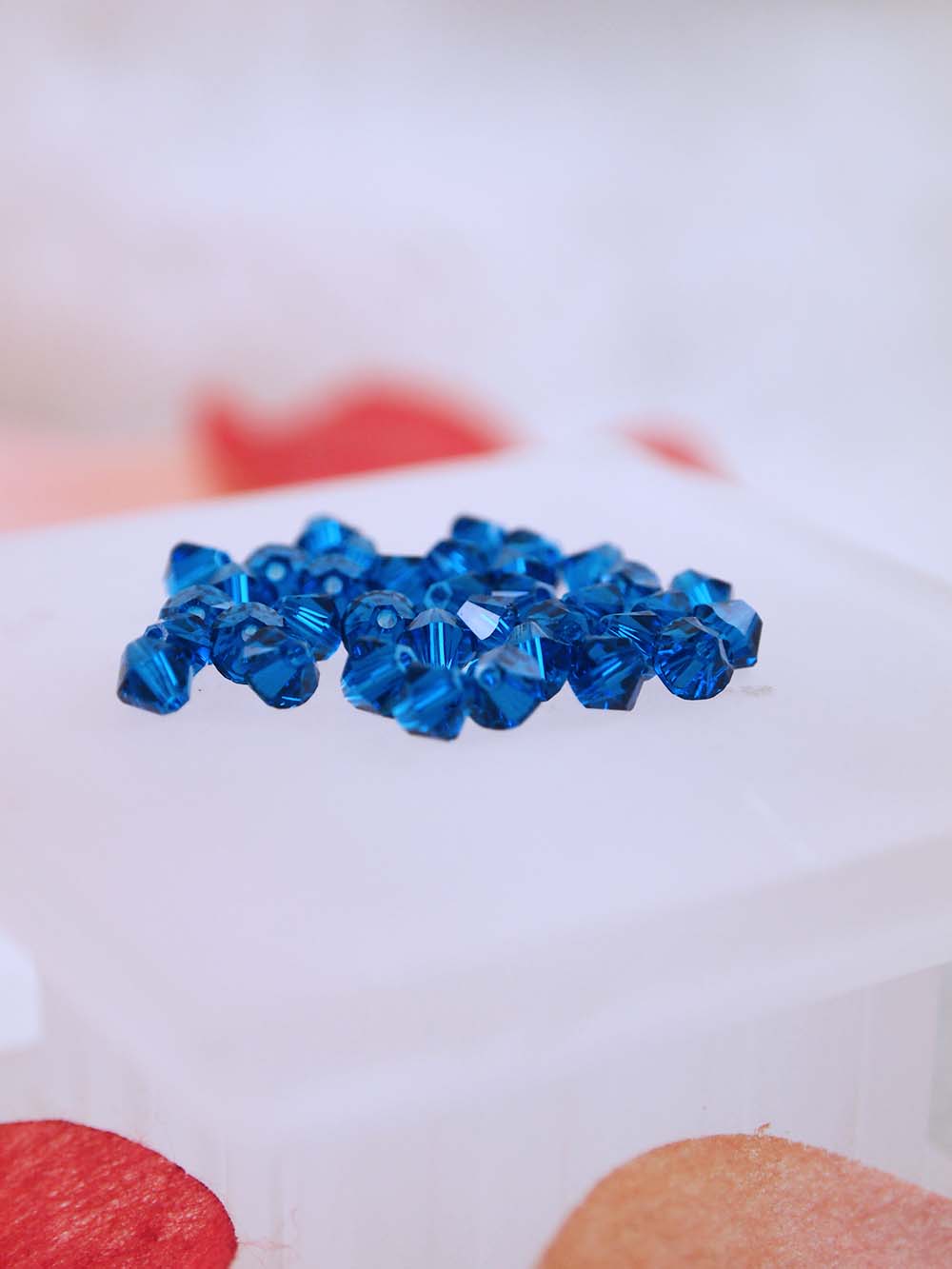 Swarovski Beads 5328 - 4mm - 36pc - Capri Blue