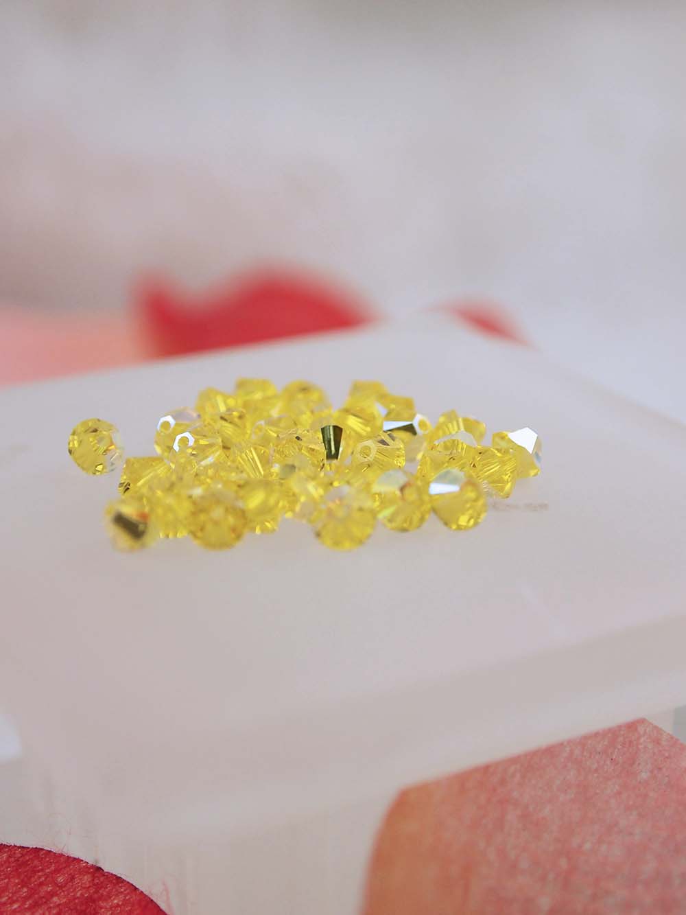 Swarovski Beads 5328 - 4mm - 36pc - Citrine AB