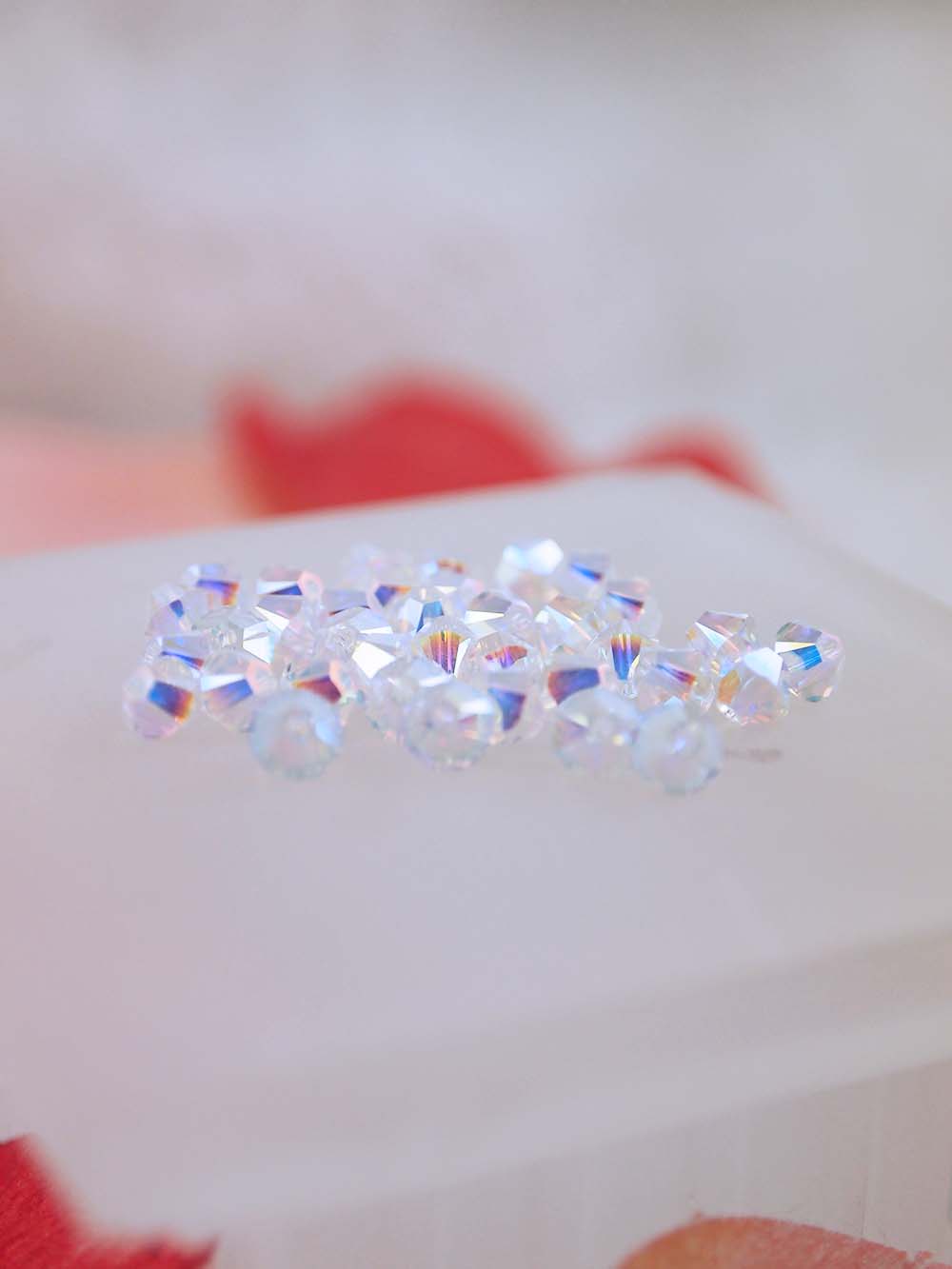 Swarovski Beads 5328 - 4mm - 36pc - Crystal AB 2X