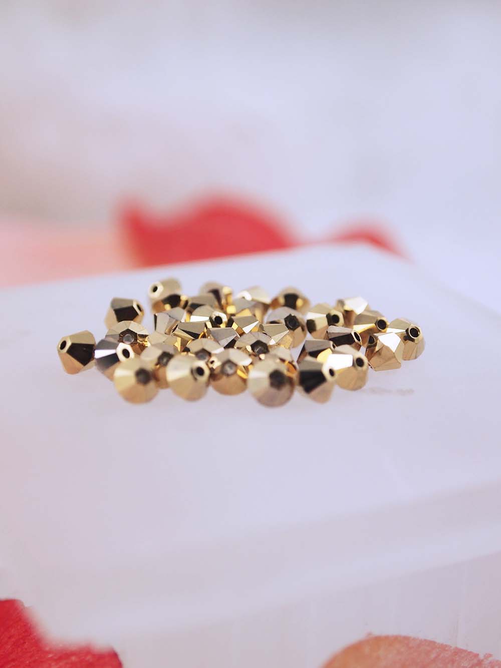 Swarovski Beads 5328 - 4mm - 36pc - Crystal Aurum 2X