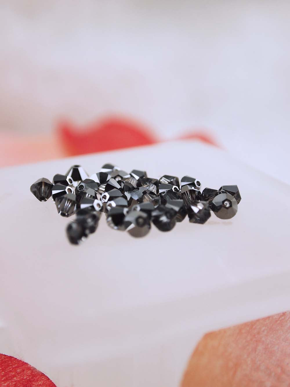 Swarovski Beads 5328 - 4mm - 36pc - Crystal Silver Night