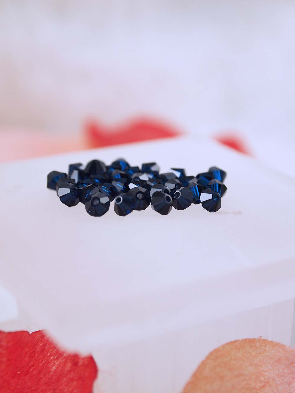 Swarovski Beads 5328 - 4mm - 36pc - Dark Indigo