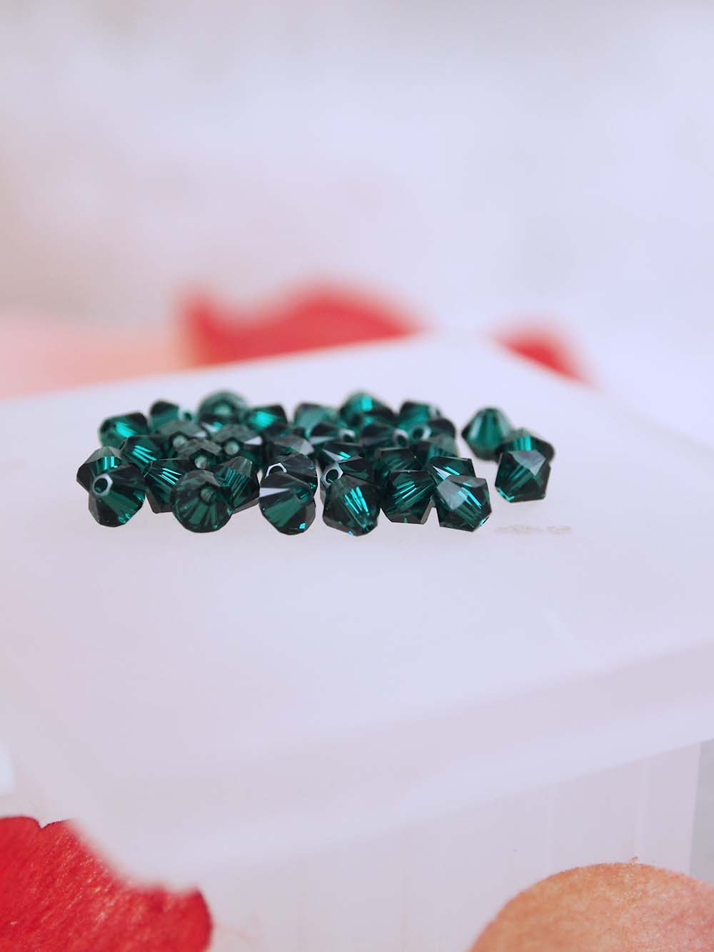 Swarovski Beads 5328 - 4mm - 36pc - Emerald