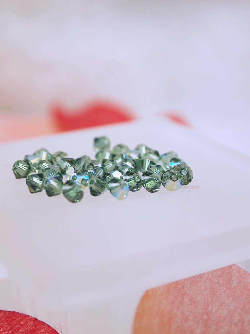 Swarovski Beads 5328 - 4mm - 36pc - Erinite AB