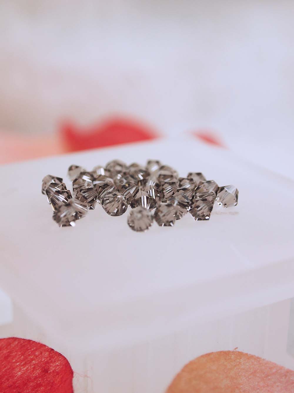 Swarovski Beads 5328 - 4mm - 36pc - Greige