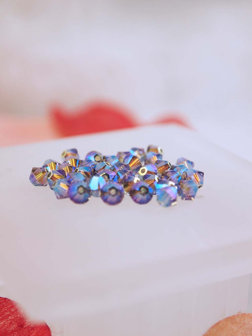 Swarovski Beads 5328 - 4mm - 36pc - Greige AB 2X