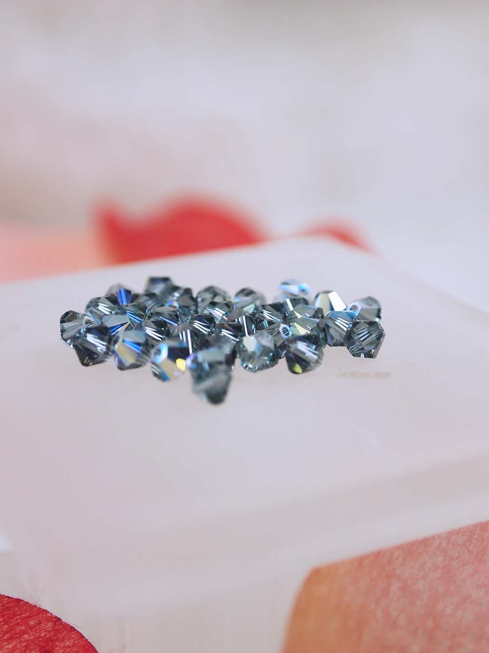 Swarovski Beads 5328 - 4mm - 36pc - Indian Sapphire AB