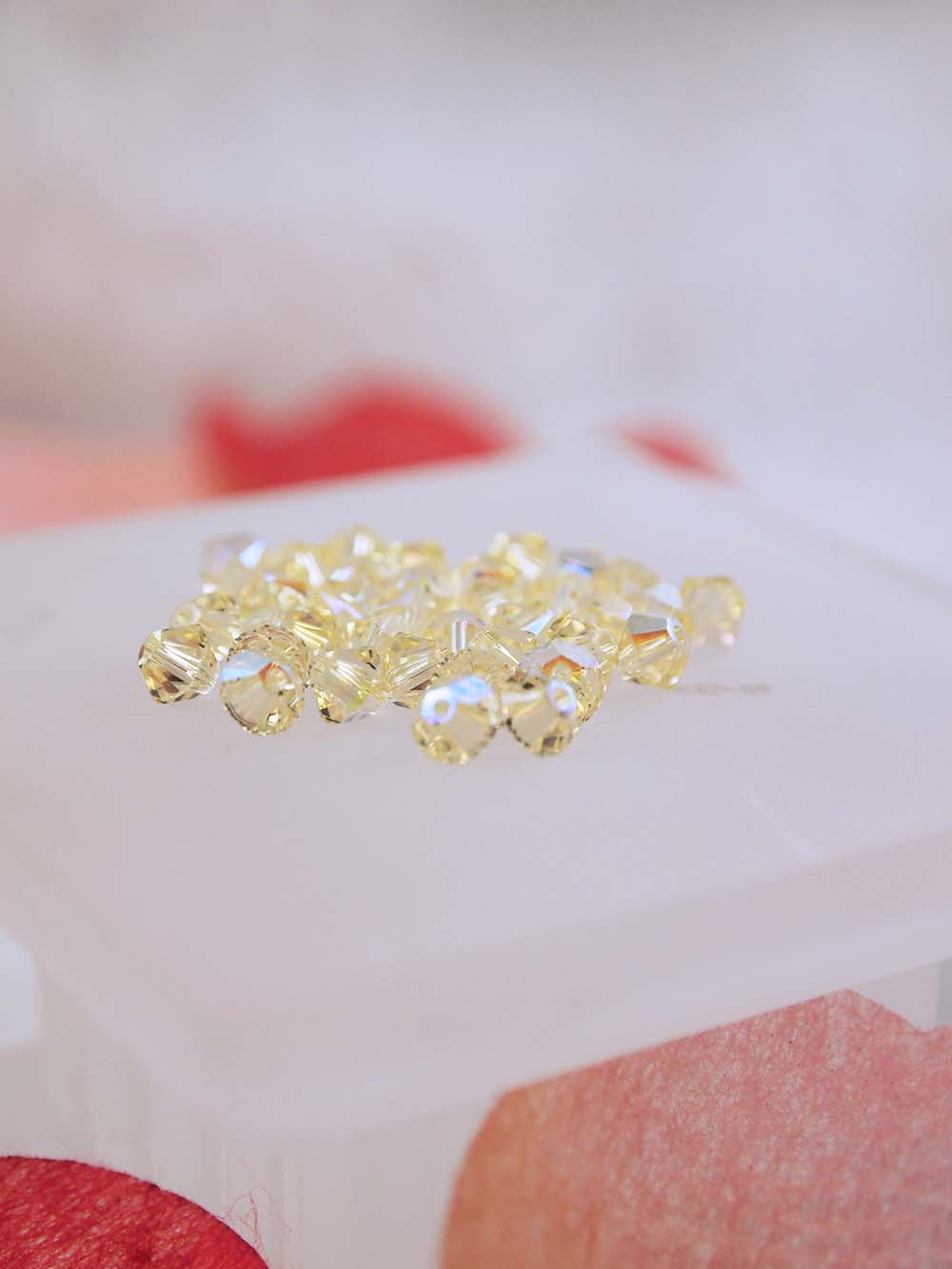 Swarovski Beads 5328 - 4mm - 36pc - Jonquil AB