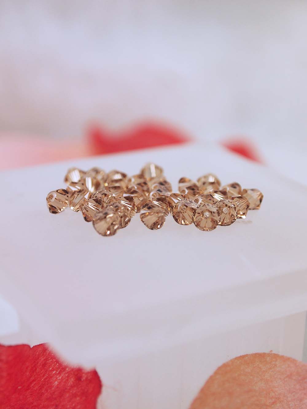 Swarovski Beads 5328 - 4mm - 36pc - Light Colorado Topaz