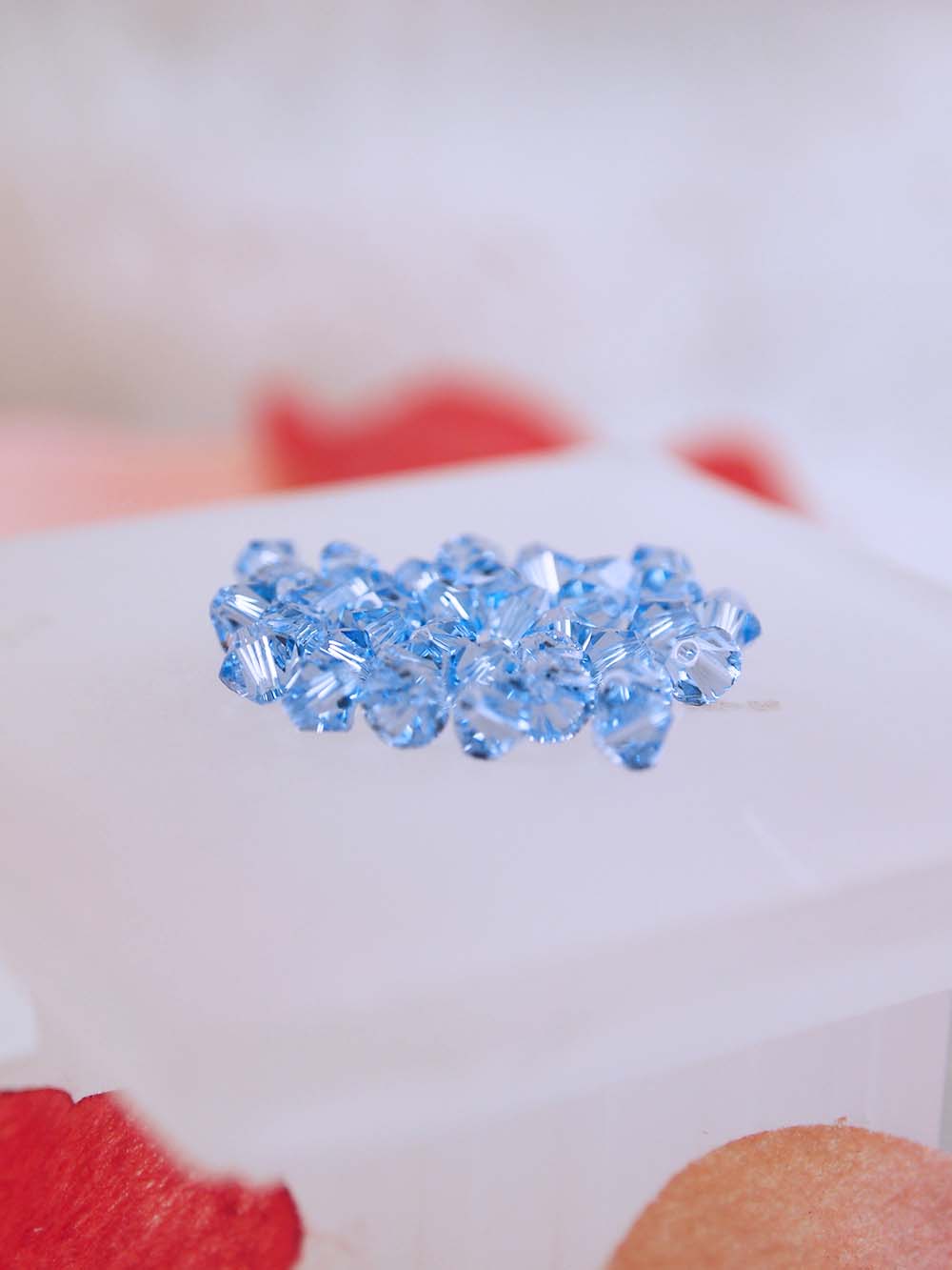 Swarovski Beads 5328 - 4mm - 36pc - Light Sapphire