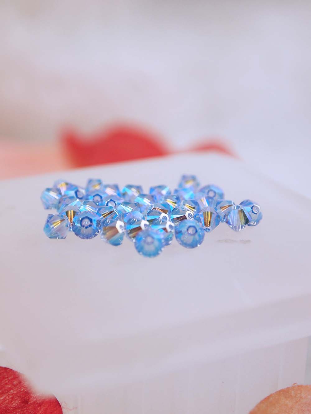 Swarovski Beads 5328 - 4mm - 36pc - Light Sapphire AB 2X
