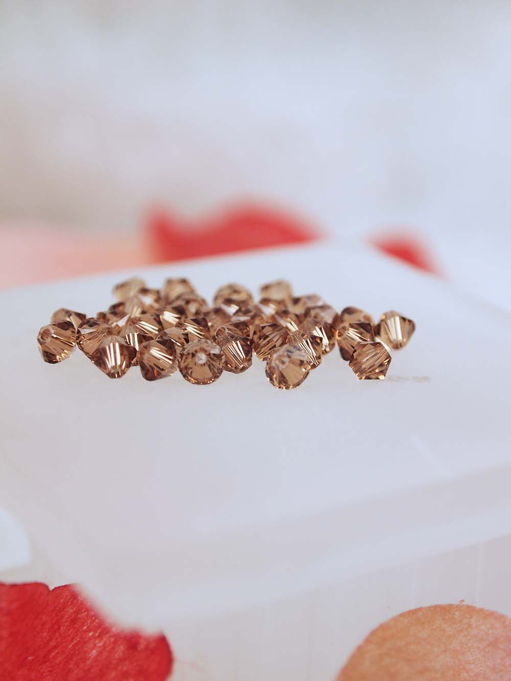 Swarovski Beads 5328 - 4mm - 36pc - Light Smoke Topaz