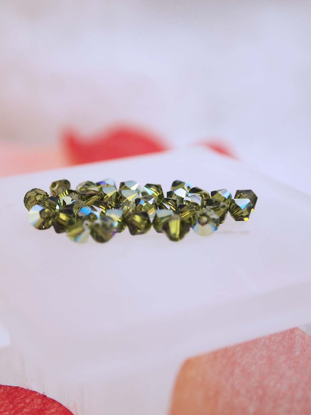 Swarovski Beads 5328 - 4mm - 36pc - Olivine AB