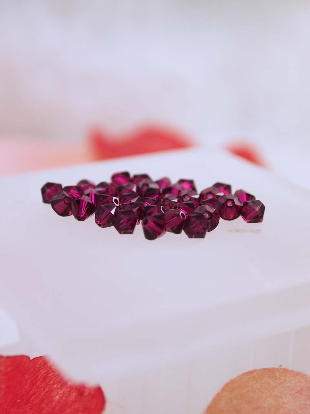 Swarovski Beads 5328 - 4mm - 36pc - Ruby