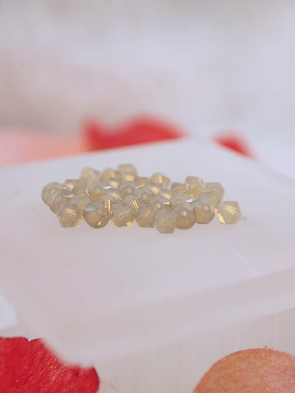 Swarovski Beads 5328 - 4mm - 36pc - Sand Opal