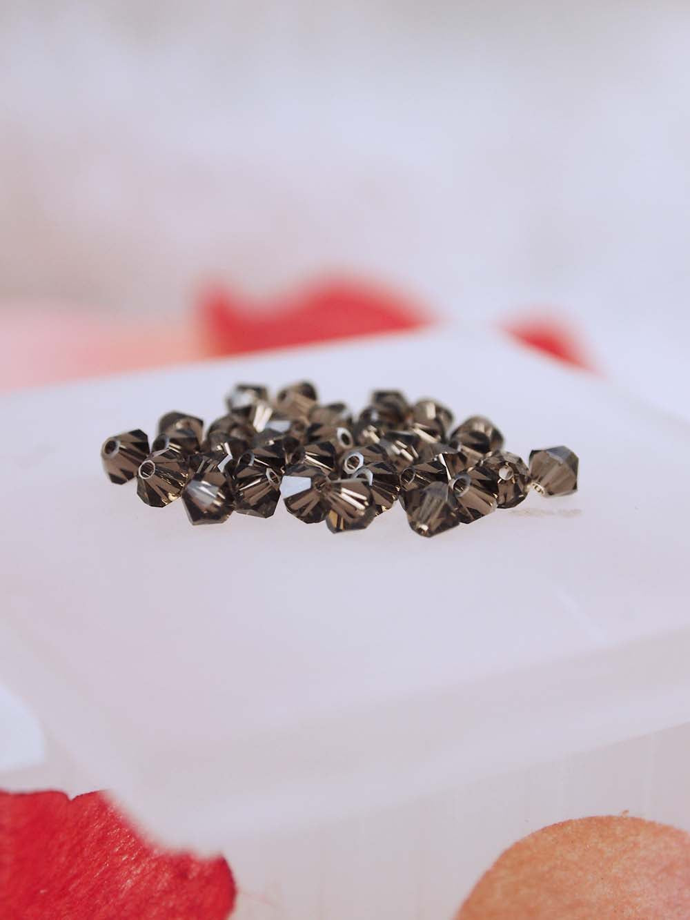 Swarovski Beads 5328 - 4mm - 36pc - Smoky Quartz