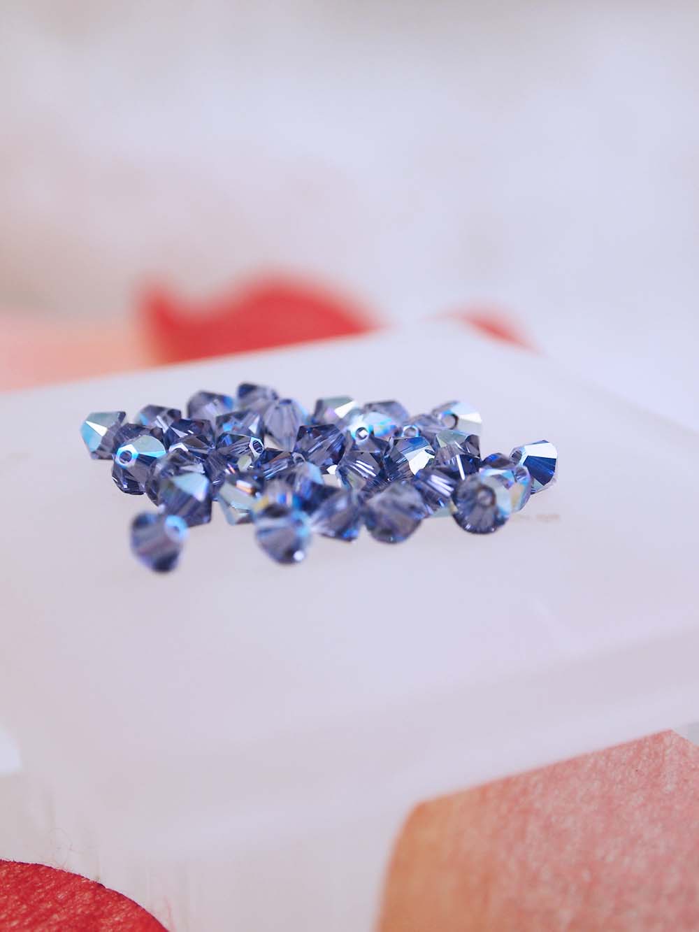 Swarovski Beads 5328 - 4mm - 36pc - Tanzanite AB