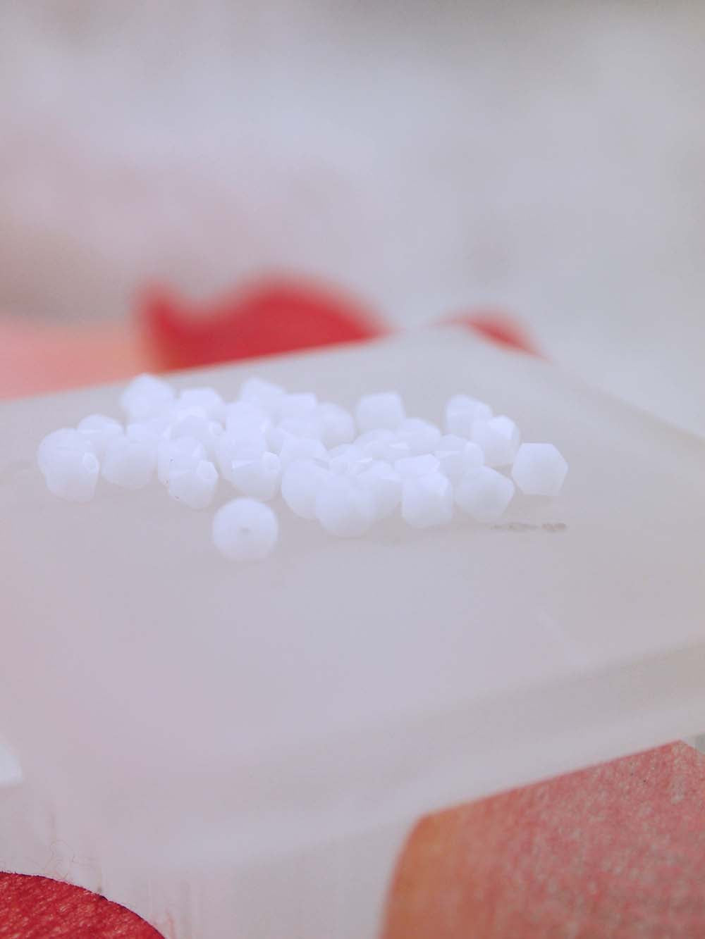 Swarovski Beads 5328 - 4mm - 36pc - White Alabaster