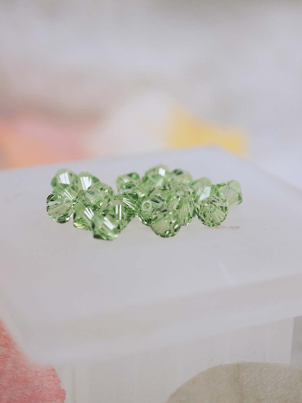 Swarovski Beads 5328 - 5mm - 24pc - Peridot