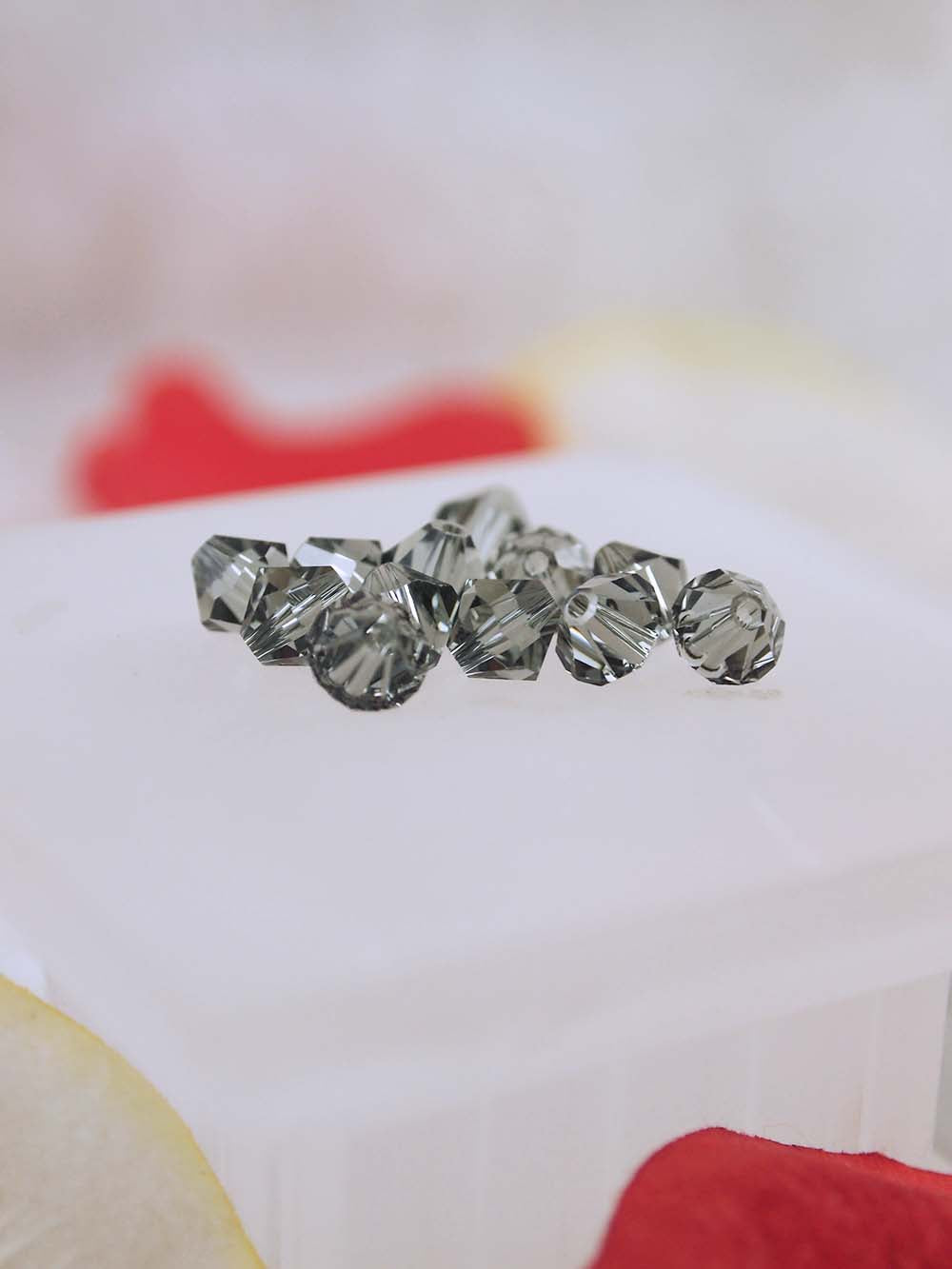 Swarovski Beads 5328 - 6mm - 12pc - Black Diamond