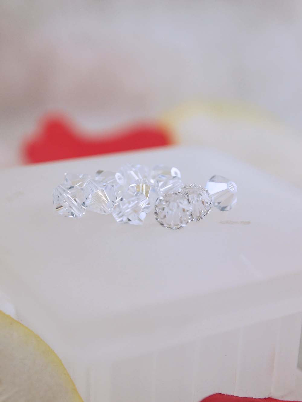 Swarovski Beads 5328 - 6mm - 12pc - Crystal Moonlight