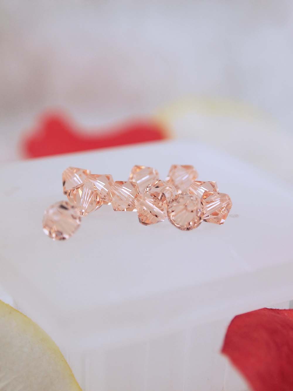 Swarovski Beads 5328 - 6mm - 12pc - Light Peach