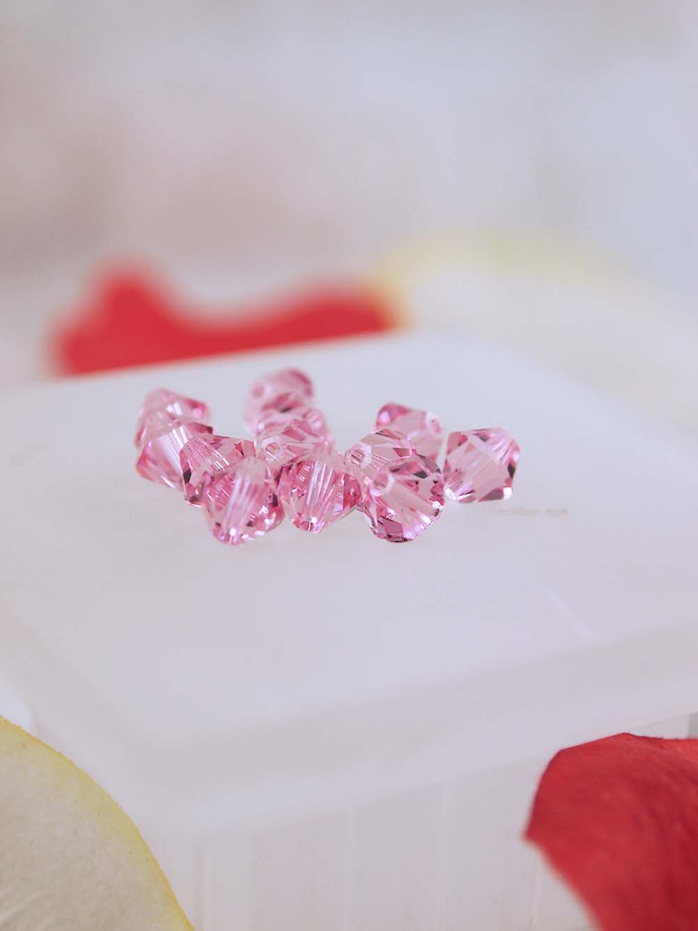 Swarovski Beads 5328 - 6mm - 12pc - Light Rose