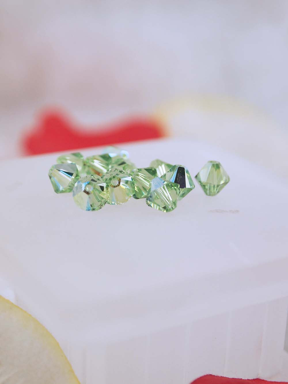 Swarovski Beads 5328 - 6mm - 12pc - Peridot AB