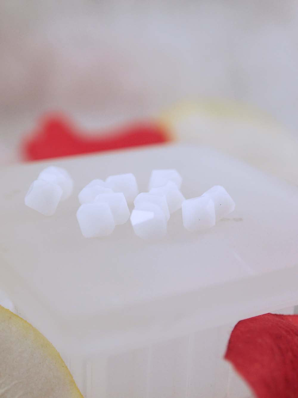 Swarovski Beads 5328 - 6mm - 12pc - White Alabaster